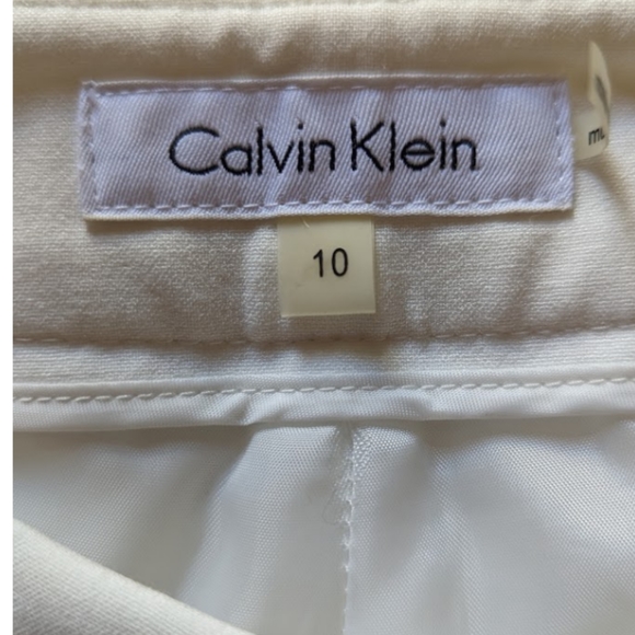 Size 10 White Calvin Klein Pants W/Buckle Embellishment - Picture 5 of 6